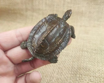 Small Cute Vintage Copper Turtle Statue, Collectibles Figures for Home Retro Decor, Longevity Tortoise Feng Shui Ornament Symbol of Peace