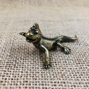 Get 2 pcs Lizard Sculpture Solid Copper Ornament, Animal Figurine for Home Garden Desktop Decor Realistic Retro dragon reptiles Figure 66y11
