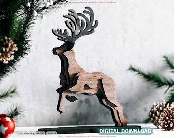 大きなクリスマスアルプスのトナカイ、サンタのトナカイのクリスマスの