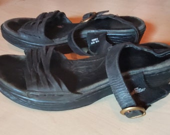 Vintage Born Shoes Womens Black Sandals Size 7