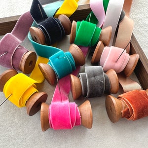 3/4 Inch Wide Velvet Ribbon,Holiday Ribbon,Gift Wrap Ribbon,Bouquets Packaging Ribbon,Premium Ribbon,Party Supplies,DIY Bow Ribbon,
