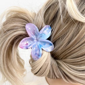 Purple Hair Clip Claw,Flower Claw Clip,Acetate Hair Claw,Minimalist Hair Claw,Small Hair Claw,Cute Hair Claw,Perfect Gift,Trendy Claw Clip,