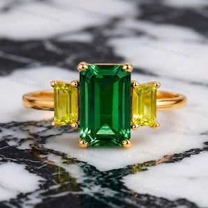 Green and Yellow Gemstone Ring Emerald Cut Three Stone Ring Gold Rectangle Geometric Ring May Birthstone Jewelry Anniversary Gift for Her