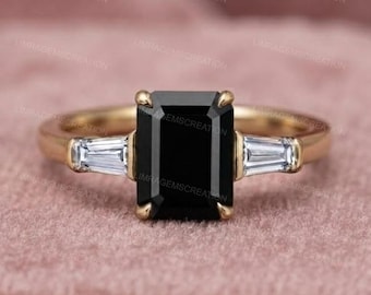 Emerald Cut Black Onyx Engagement Ring Yellow Gold Three Stone Ring Vintage Art Deco Ring Tapered Baguette Ring Gothic Promise Ring Gift