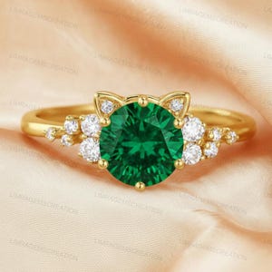Cat Ears Emerald Engagement Ring in 14K Gold, Round Cut Green Emerald Ring for Women, Dainty Kitty Animal Ring, Unique Meow Wedding Jewelry