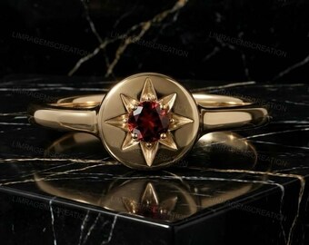 Celestial Garnet Starburst Ring, 14k Gold Round Red Gemstone Signet Ring, North Star Engagement Ring, Vintage Astrology Medallion Ring