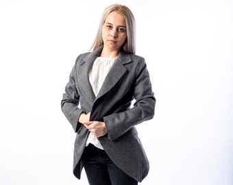 Chaqueta de traje Frack gris: corte entallado, mezcla de algodón y poliéster