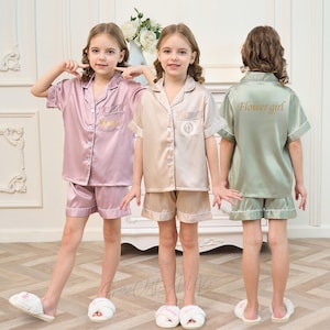 Personalized Flower Girl Pajamas , Custom Satin Pajama Set for Kids, Wedding Party Pajamas for Kids, Bridal Party Gifts