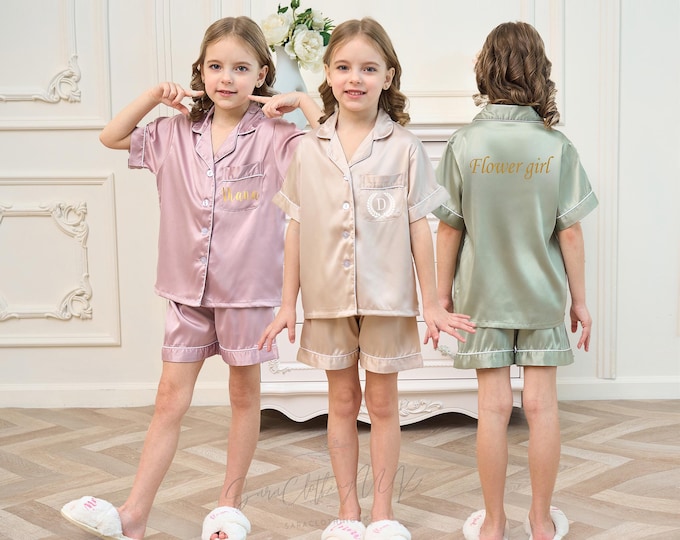 Personalized Flower Girl Pajamas, Custom Satin Pajama Set, Wedding Party Pajamas for Flower Girl, Bridal Party Gifts