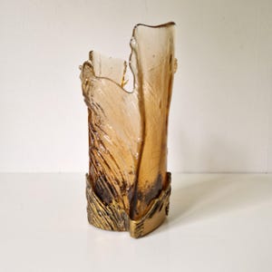 Vase Pentti Sarpaneva | Verre d&#39;art ambré scandinave vintage du milieu du siècle | Kumula Oy - signé | décoration brutaliste