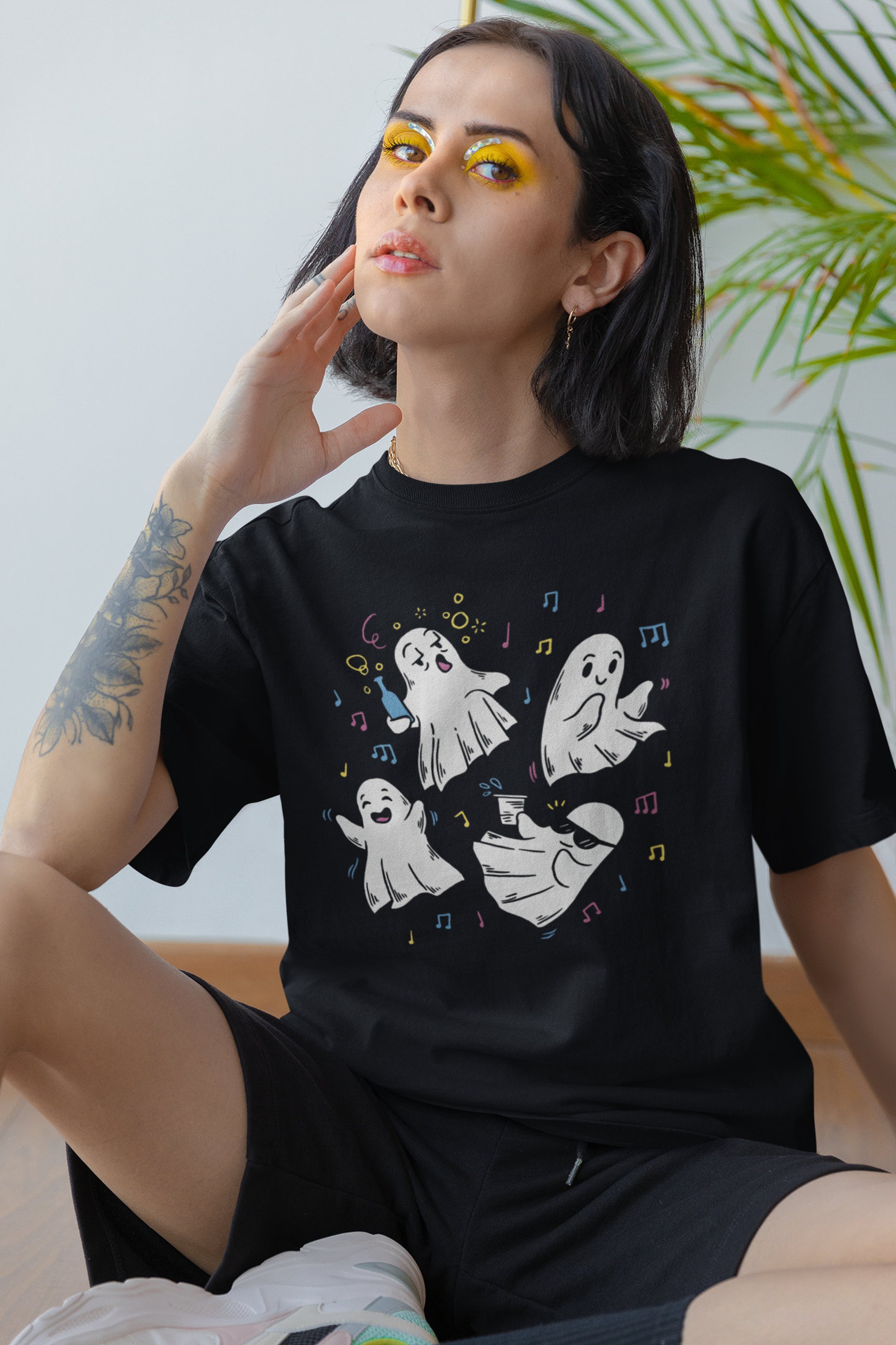 Discover Halloween Ghost Shirt, Halloween Party Shirt, Retro Halloween Shirt, Fall Shirts, Floral Ghost Shirt, Ghost Shirt, Autumn Shirt, Cute Ghost