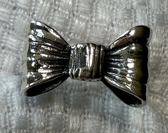 Retired James Avery Sterling Silver Bow Ring, Size 4.75 Vintage