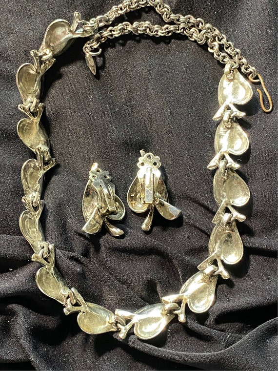 Silver Tone Leaf Necklace & Earrings Vintage Demi… - image 3