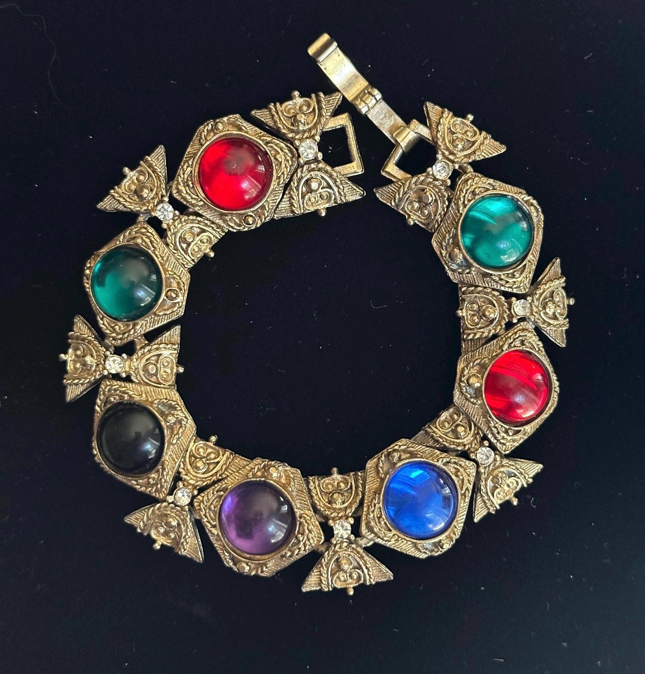Vintage Multi-Color Jewel Tone Filigree Gold Tone Acrylic Cabochon Chunky Runway Bracelet 7.5 Inches 19 cm