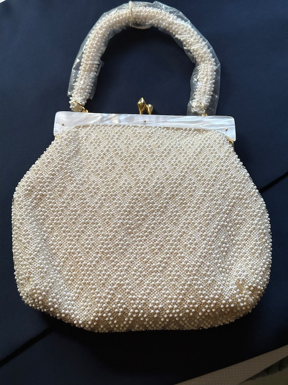 Koppi by La Regale LTD White Vintage Microbead Purse Bag 