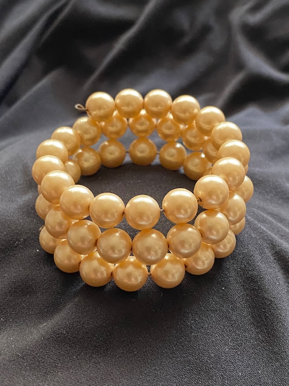 Cream Faux Pearl Memory Wire Bracelet