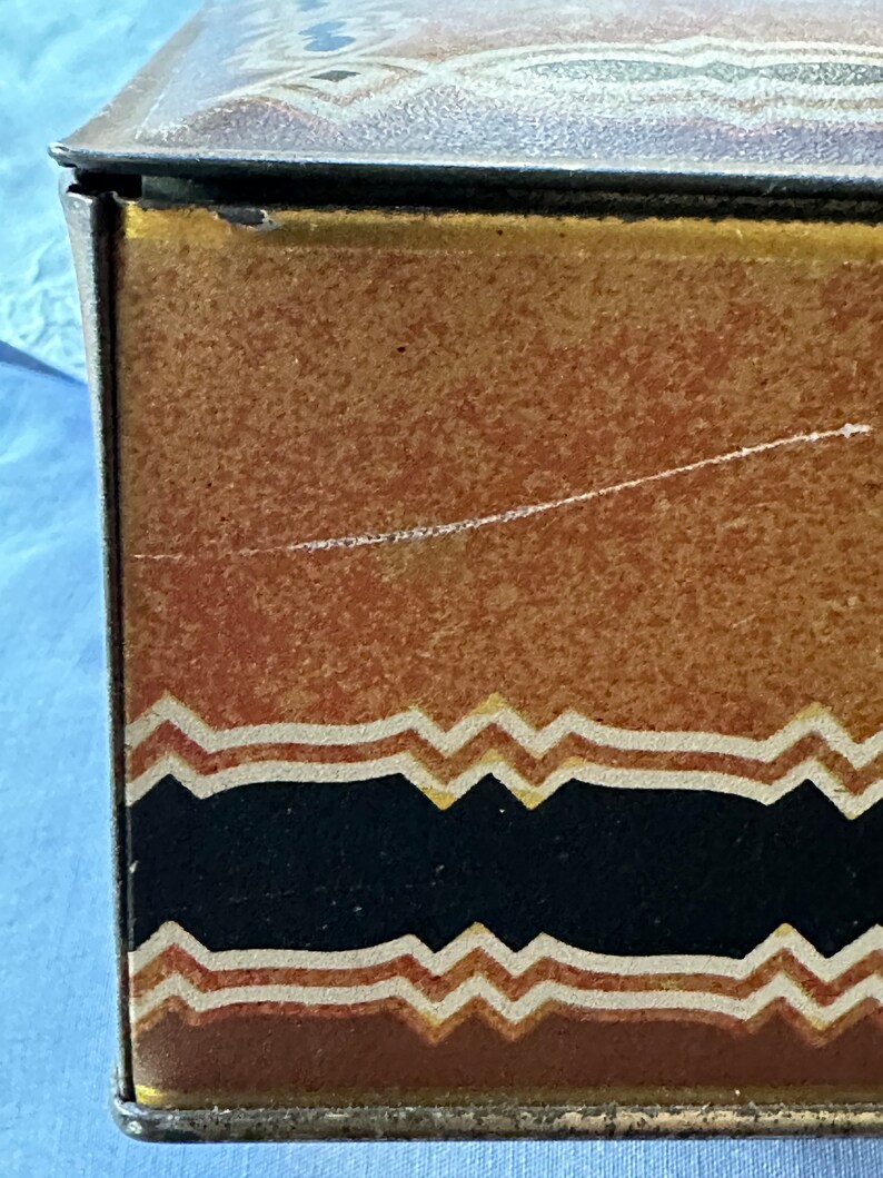 Vintage Uneeda Nabisco Biscuit Tin Floral Tins Sewing Tin Etsy