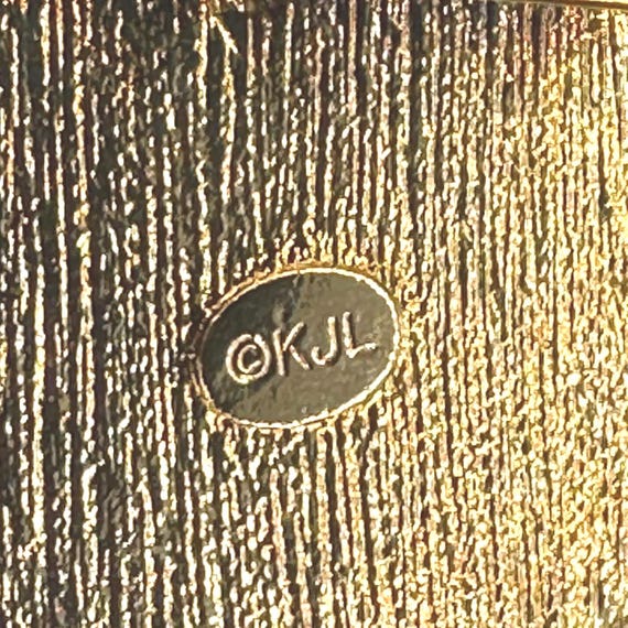 KJL Kenneth Jay Lane White Seashell Statement Bro… - image 8