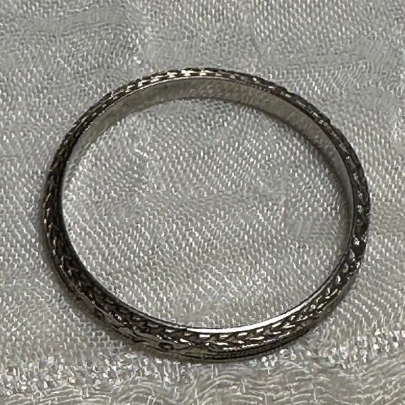 18K White Gold Incised Band - image 4