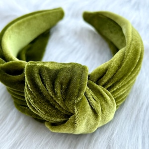 Velvet knot headband,Womens hairband,Green velvet headband,Hairband for girls,Velvet headband,Green knotted headband,Knotted headband
