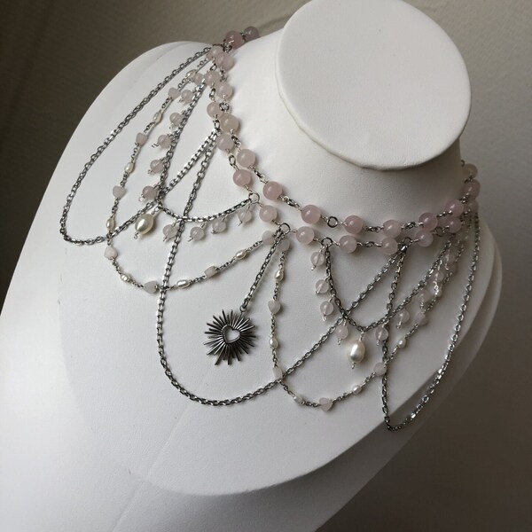Collier féérique "Valentine" en quartz rose, perles d'eau douce et acier inoxydable