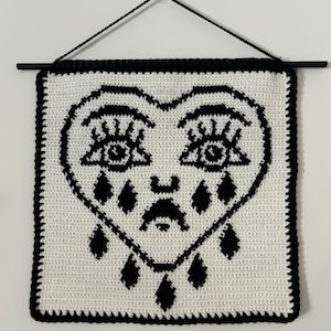 Crying Heart Crochet Wall Hanging Pattern image 1