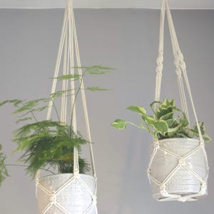 Makramee-Pflanzenaufhänger ohne Quaste für drinnen, hängender Pflanzer, Indoor-Wandpflanzer, Pflanzenmakramee-Wandbehang, Topfblumenampel