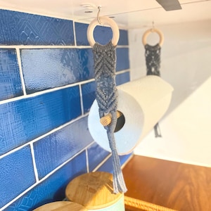 Portarotolo da cucina in macramè, portarotolo di carta igienica grigio, dispenser di asciugamani in corda, portarotolo in cotone boho, contenitore per dispensa sottopensile
