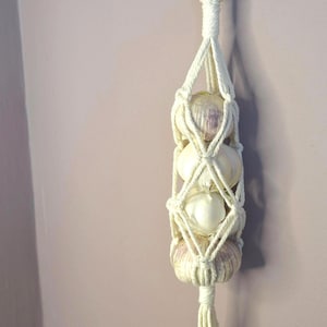 Knoflookhouder macramé, milieuvriendelijke knoflookmand, cottagecore keukenmuurdecoratie, knoflookpot, hangende opbergtas boerderij