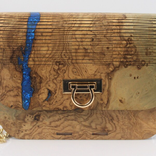 Wooden bag with the addition of blue epoxy resin