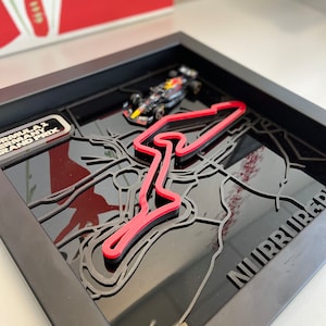Circuitkaart Nürburgring met F1-auto, frame