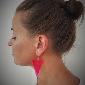Earrings LES TRIANGLES PLEINS , unique creation, original, looked, pretty, light, customizable
