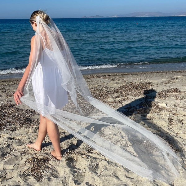 Soft cowl drape cathedral veil, Boho style veil with double comb, tulle drape effect in off white, boxed bridal gift.