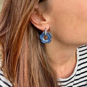 Stainless steel and acetate flower earrings