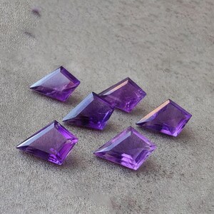 Amethyst Kite Cabochon: Faceted Gemstone for Jewelry Making