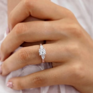 Round Moissanite Solitaire Engagement Ring, Stunning Pear Cut Wedding Ring, Blossom Prong Simulant Proposal Ring, Dainty Ring, Gift For Her