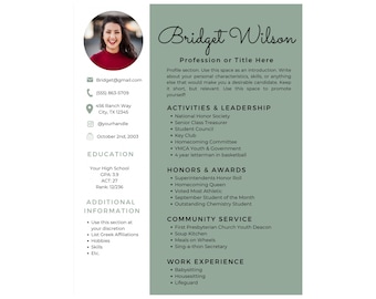 Könnte beinhalten: Eine grüne und weiße Lebenslaufvorlage mit einem Foto einer Frau in der oberen linken Ecke. Der Lebenslauf enthält den Namen Bridget Wilson, eine Berufsbezeichnung, Ausbildung, Aktivitäten und Führung, Auszeichnungen und Preise, ehrenamtliches Engagement und Berufserfahrung.