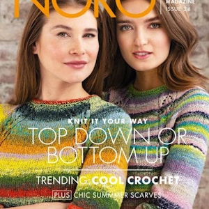 Puede incluir: Dos mujeres con suéteres a rayas de colores, la portada de la revista dice "Noro Knitting & Crochet Magazine Issue 24" y "Knit It Your Way Top Down or Bottom Up Trending Cool Crochet Plus Chic Summer Scarves"