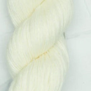 Symfonie Yarn Viva super Wash Merino and Nylon Sock Yarn