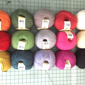 Universal Yarn Deluxe DK Superwash