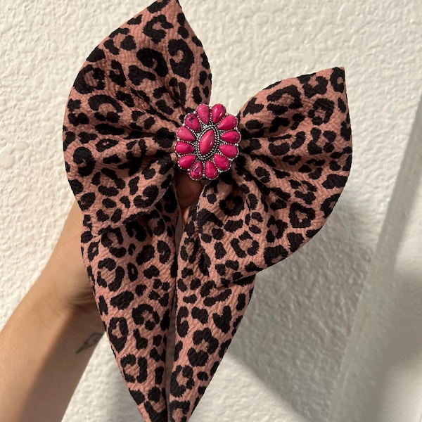 5” Bow on Headwrap w Western Concho - Cheetah Print