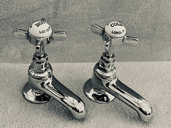 Antique Traditional style chrome luxury Basin taps or  Bath tap pair bathroom Victorian faucet