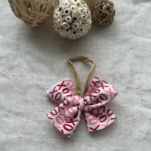 XXX’s & OOO’s 5’ Bow on Nylon Headband