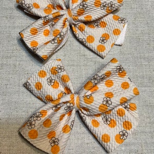 5’ Orange Polka Dot Daisy Piggies