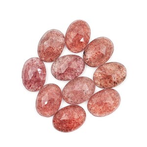 10 Stück Rose Cut Ring Set Erdbeerquarz facettierte Cabochon kalibrierte flache Rückseite super feine Qualität Rose Cut Cabochons für die Herstellung von Schmuck