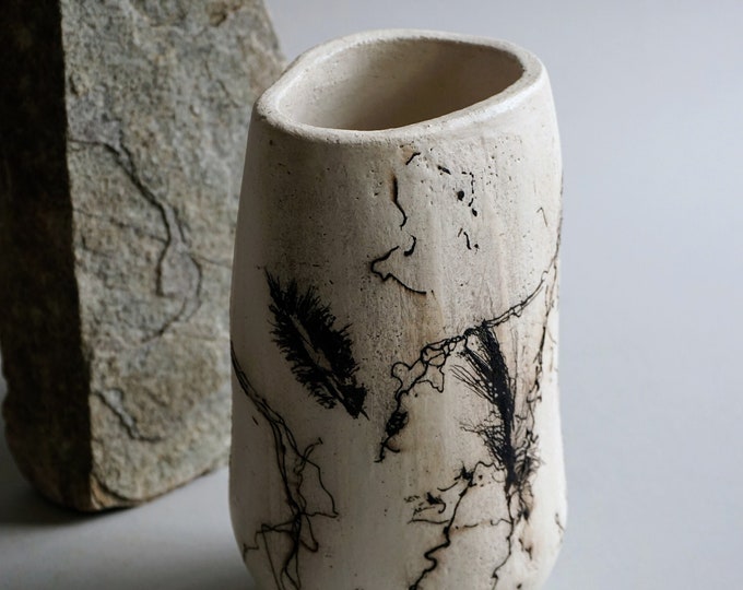 Raku pottery / Horsehair pottery / Handmade ceramic vase /Modern pottery / Wabi-Sabi ceramic vase / Flower vase / Collectible vase / Gift