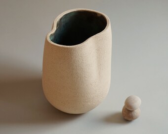 Handmade ceramic vase / Textured vase / Modern pottery / Wabi-Sabi ceramic vase / Flower vase / Gift for mom / Wedding gift