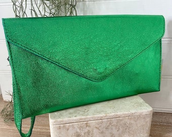 Bolso clutch verde esmeralda, bolso de cuero metálico, clutch verde, bolso verde brillante, clutch con correa de cadena, clutch metálico, bolso de pulsera verde