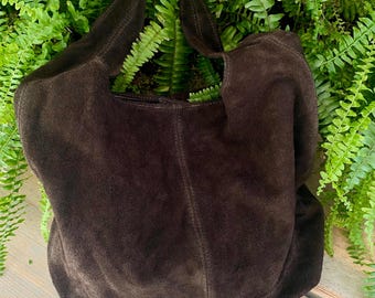 Dunkelbraune Wildleder Hobo, Slouchy Schultertasche, Vintage 90s Stil Tasche