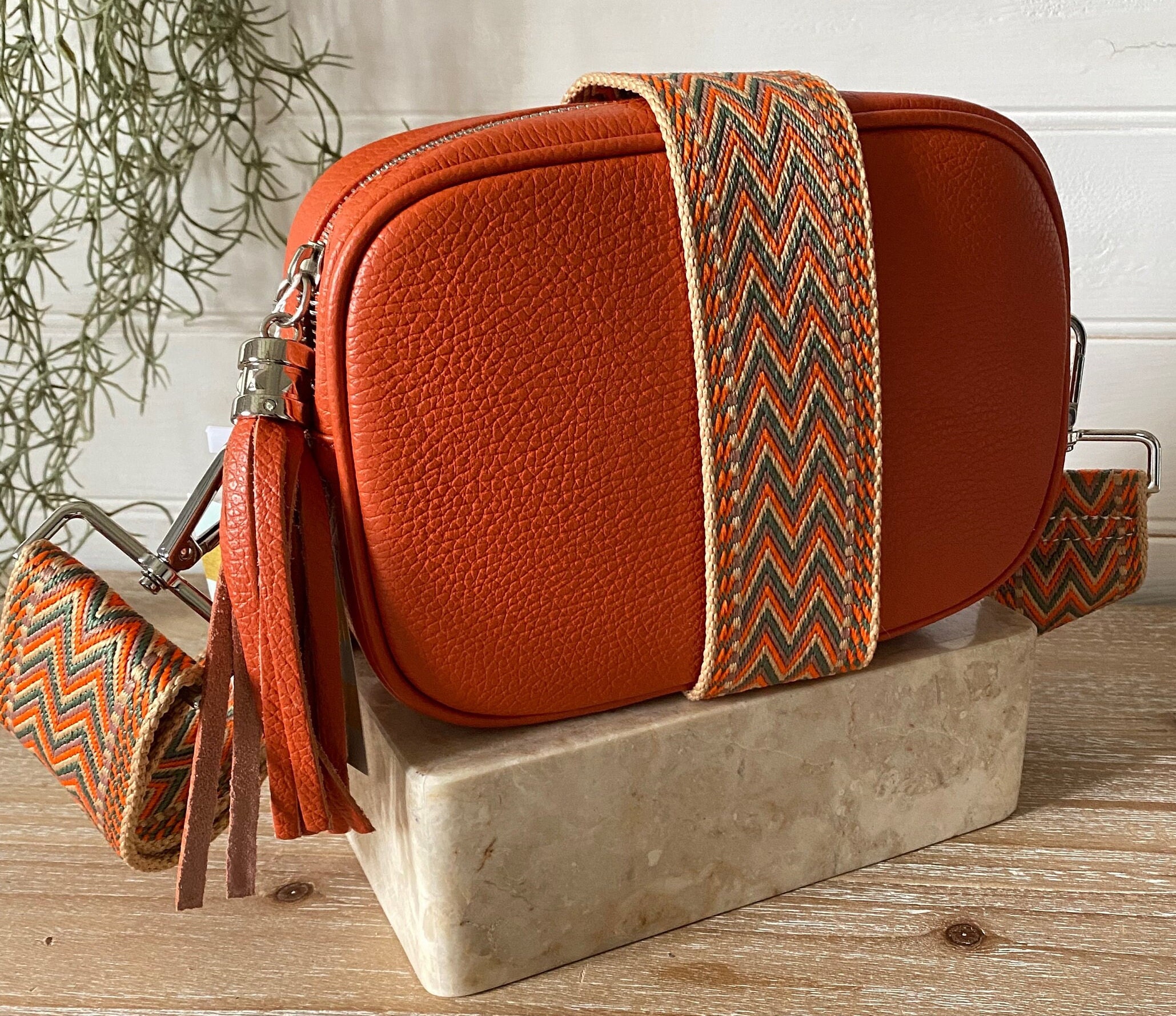 【送料&関税込】ChloAC Dark Orange Leather Small Mate Crossb s-l1200.jpg